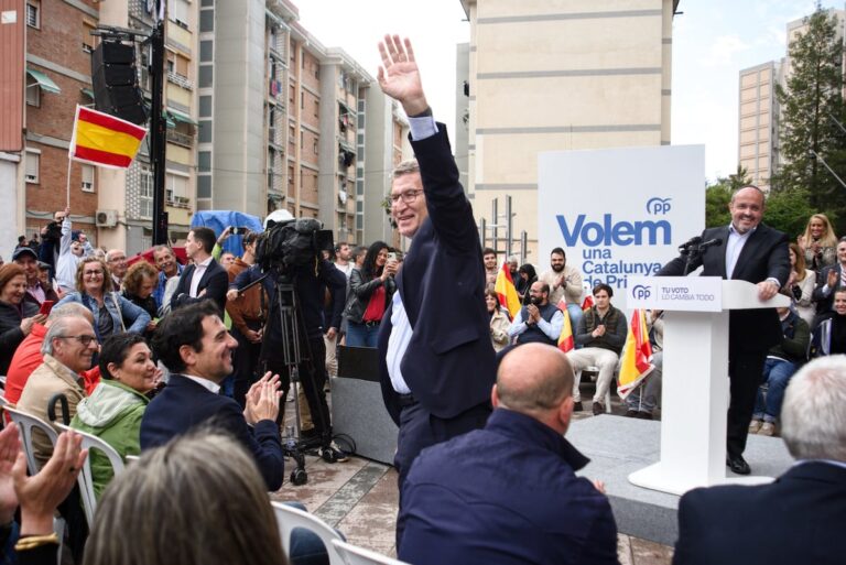 Feijóo takes the Vox speech in Catalonia as his starting point: “I ask those who do not admit that illegal immigration occupies our homes to vote” |  Elections in Catalonia 12-M